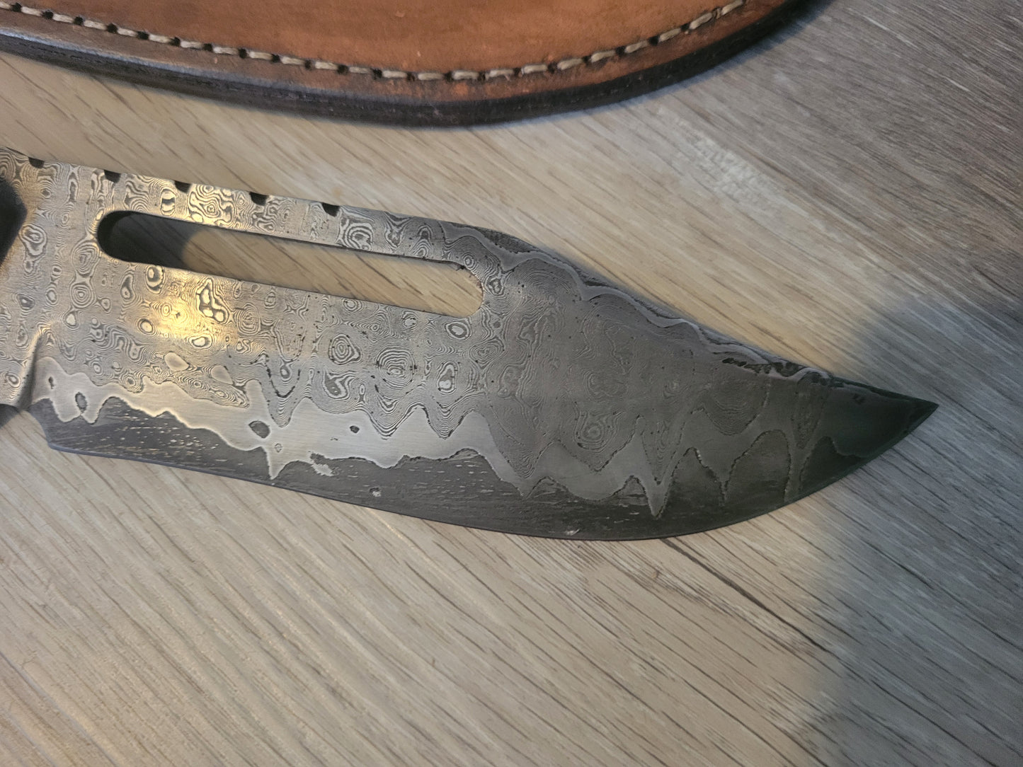 Full guard bear hunter