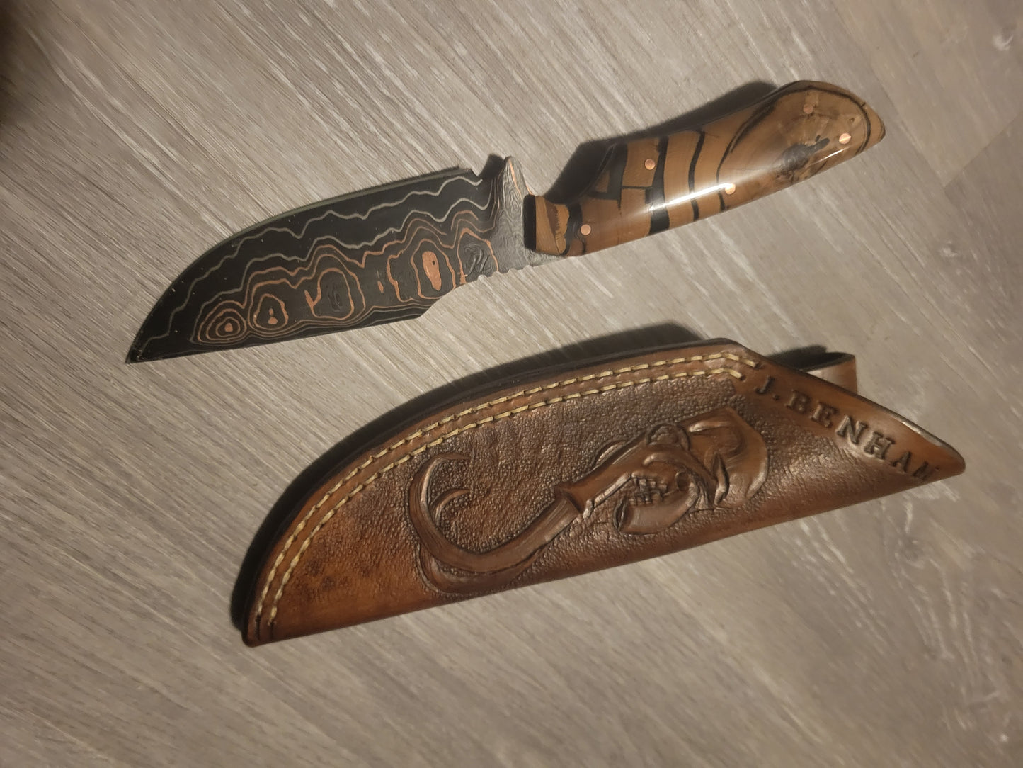 Copper and nickel damascus hunter