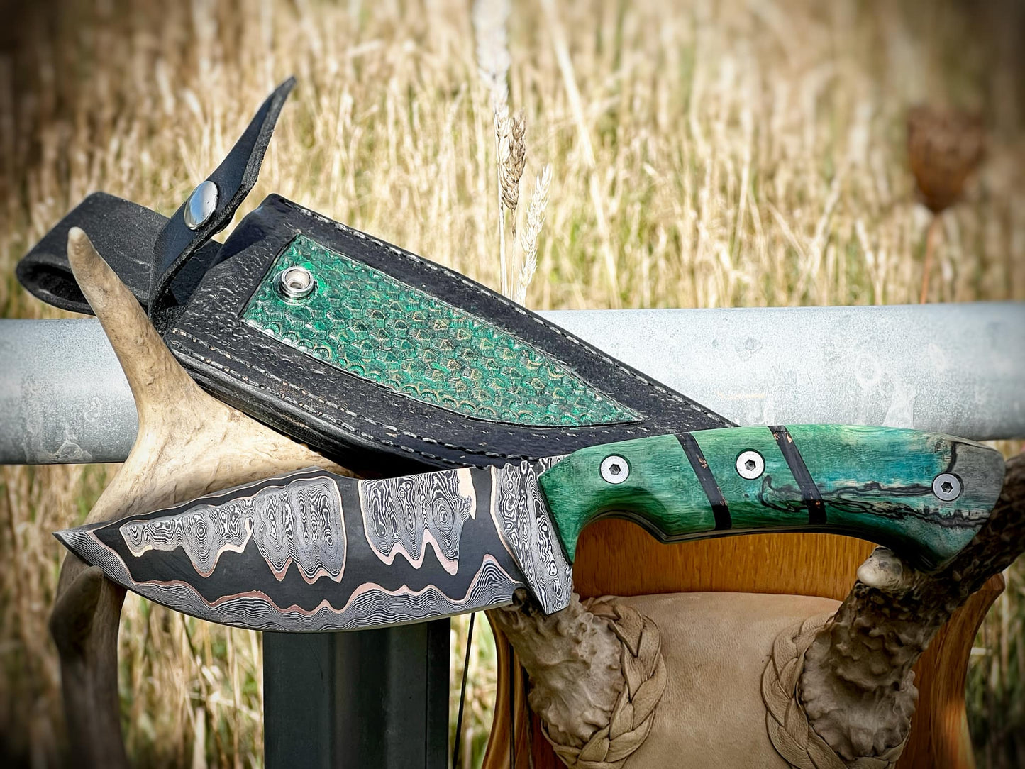 300 layer copper Damascus hunter