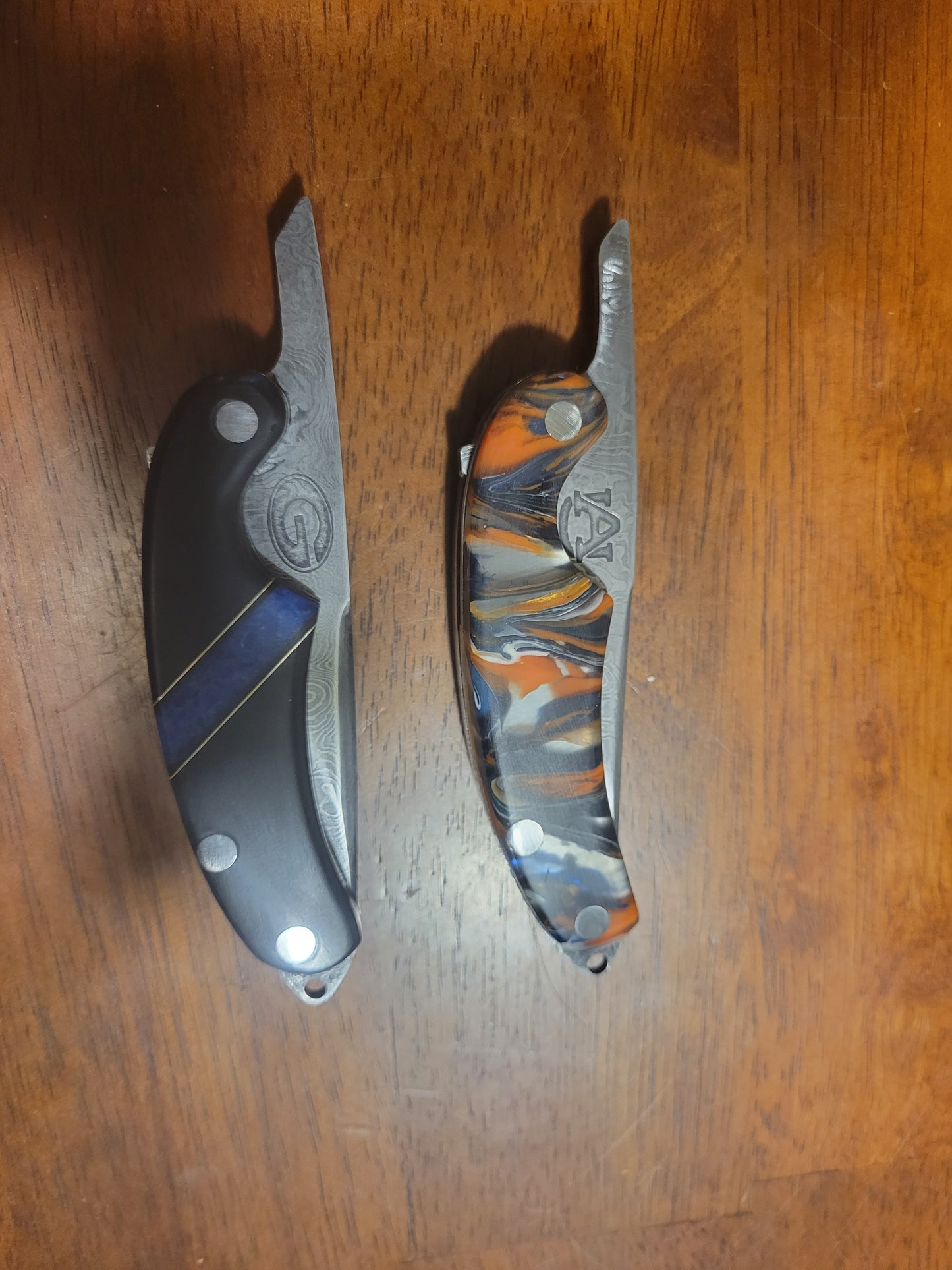 Friction folder