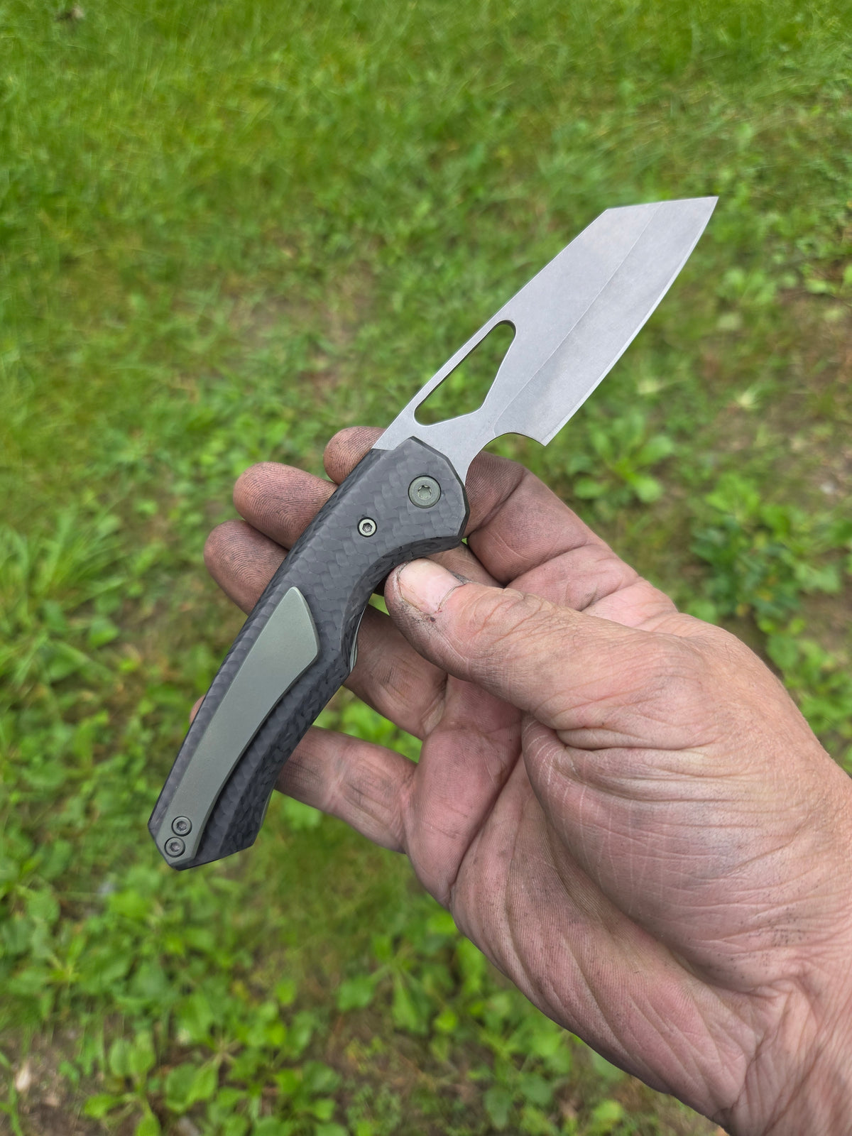 Carbon fiber Titanium linner lock