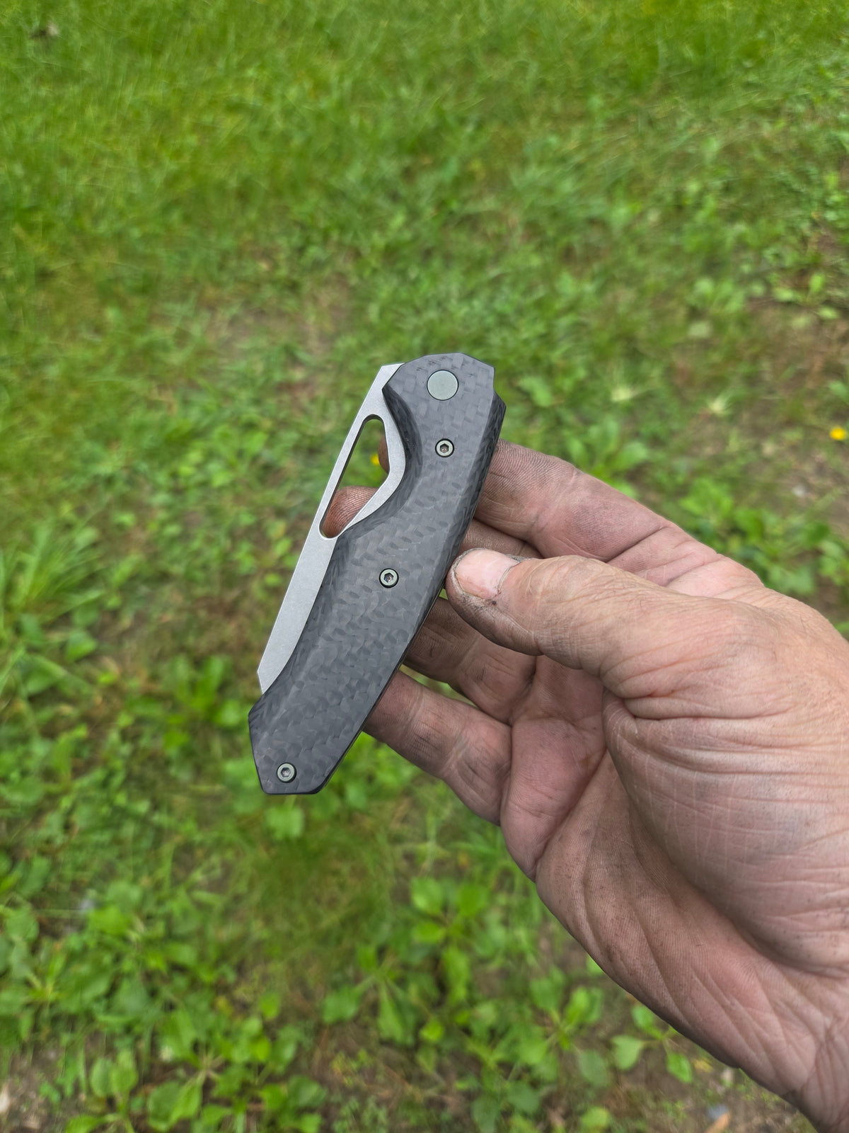 Carbon fiber Titanium linner lock