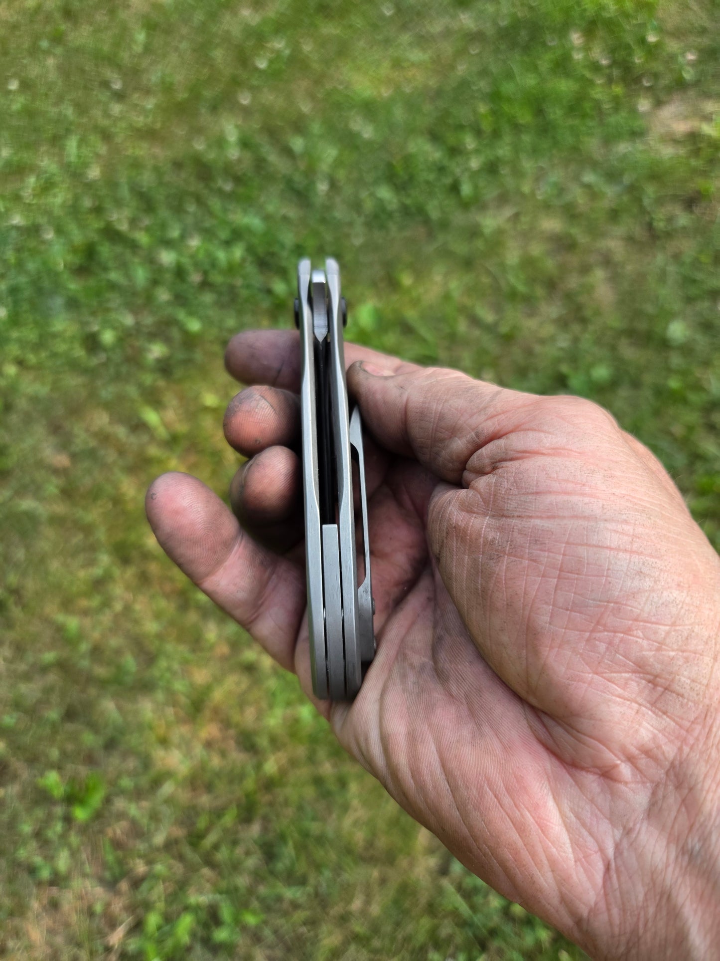 3" titanium frame lock