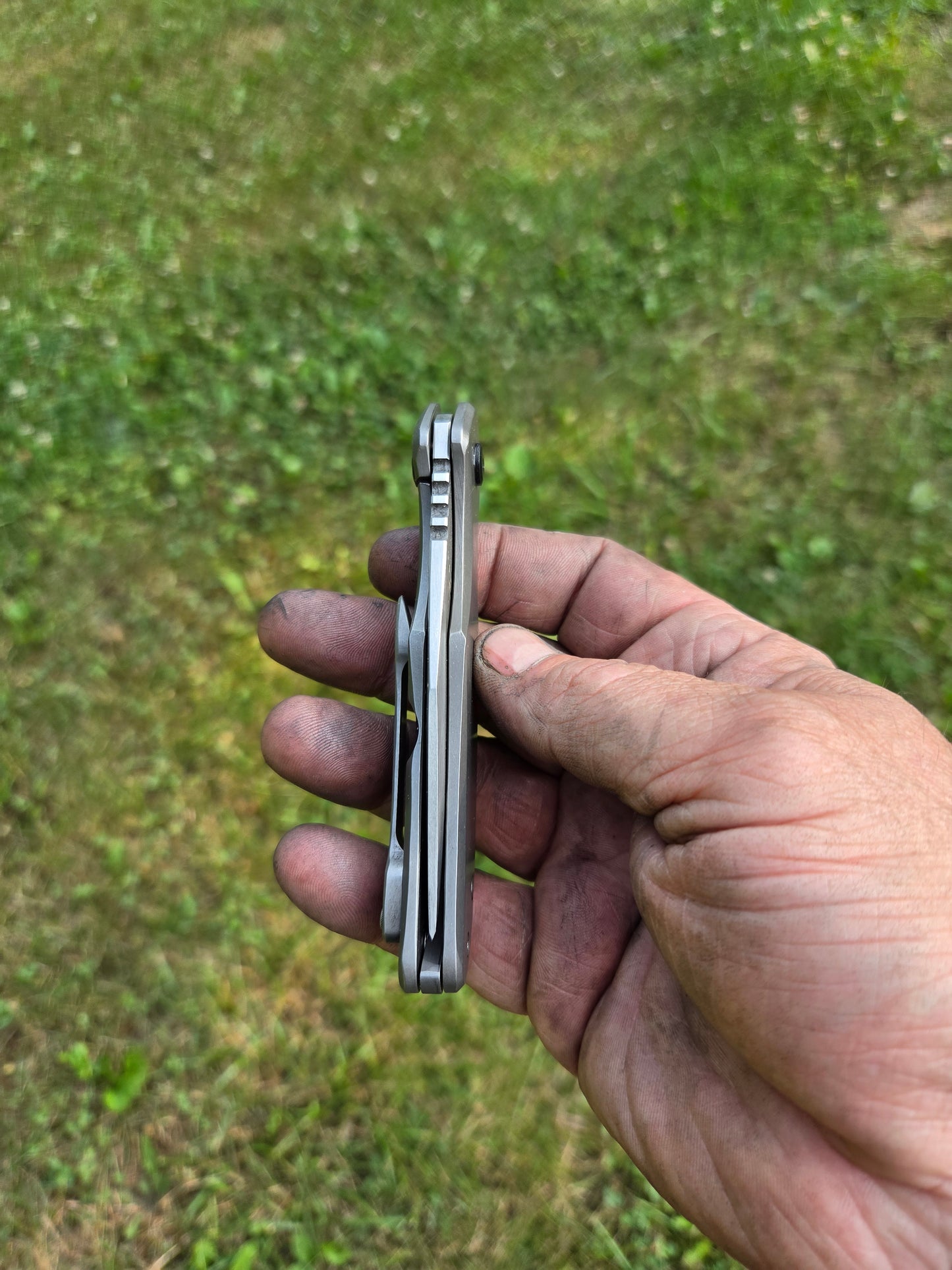 3" titanium frame lock