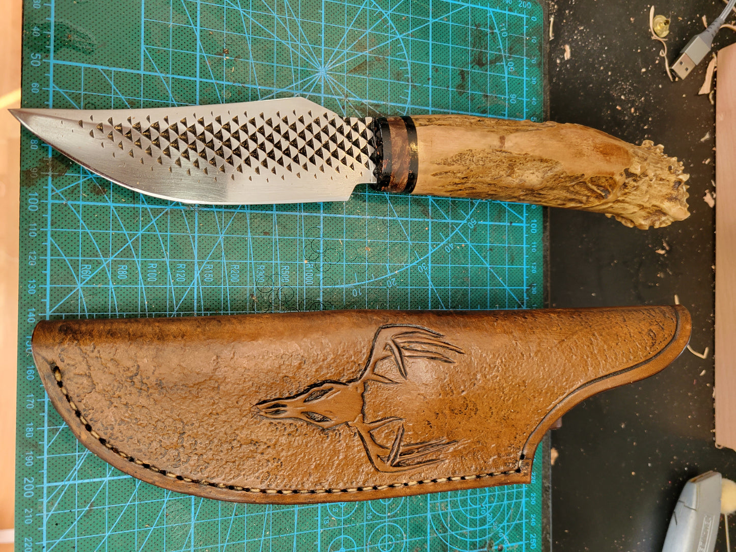 5" hunting knife